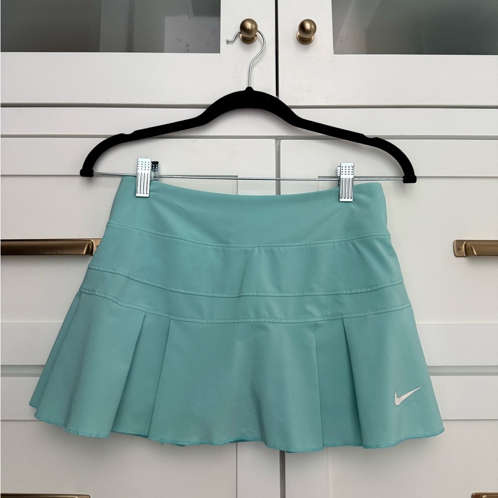 Nike dri fit tennis skirt